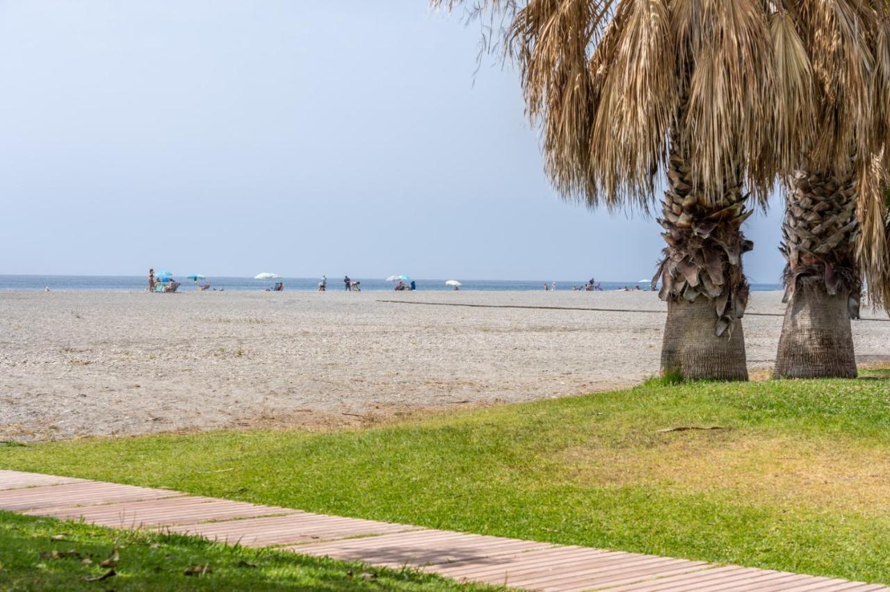 Lujo Frente Al Mar. Luxury On The Beachfront. Motril Eksteriør bilde